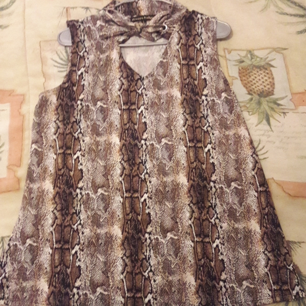 Gorgeous Snake Print Blouse